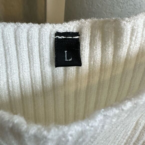 NWOT Women’s White Ribbed Long Sleeve Bodycon Sweater Dress Open Back - Size L - Picture 4 of 4